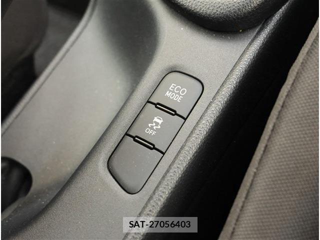 Toyota YARIS 2025-05 8279071-12
