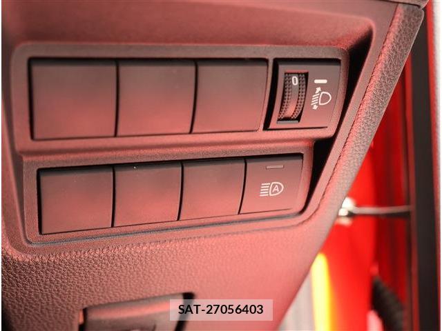 Toyota YARIS 2025-05 8279071-13