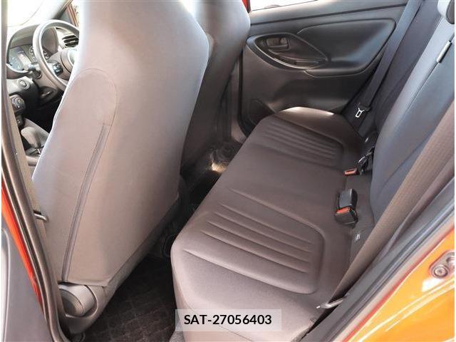 Toyota YARIS 2025-05 8279071-17