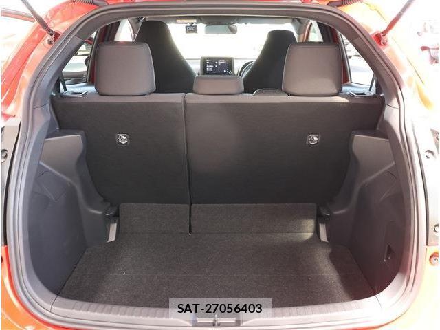 Toyota YARIS 2025-05 8279071-19