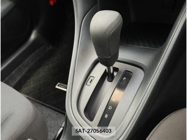 Toyota YARIS 2025-05 8279071-9