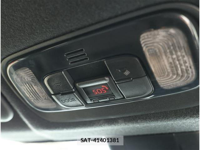 Toyota YARIS 2021-05 8279101-11