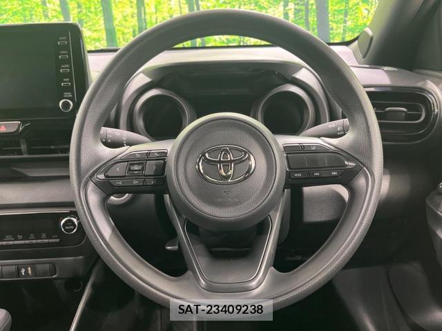 Toyota YARIS 2021-02 8279607-10