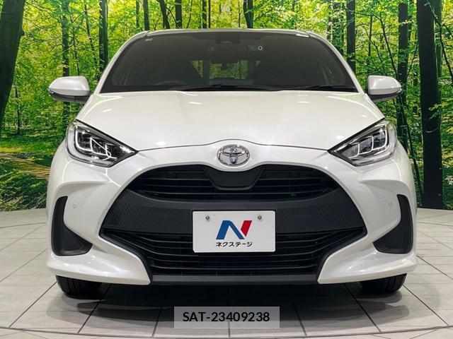Toyota YARIS 2021-02 8279607-13