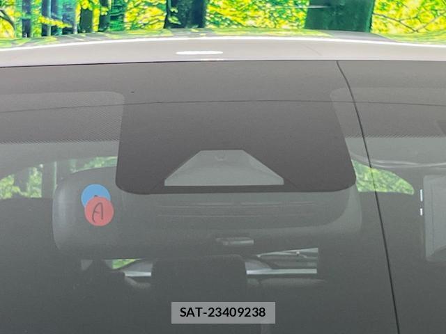 Toyota YARIS 2021-02 8279607-6