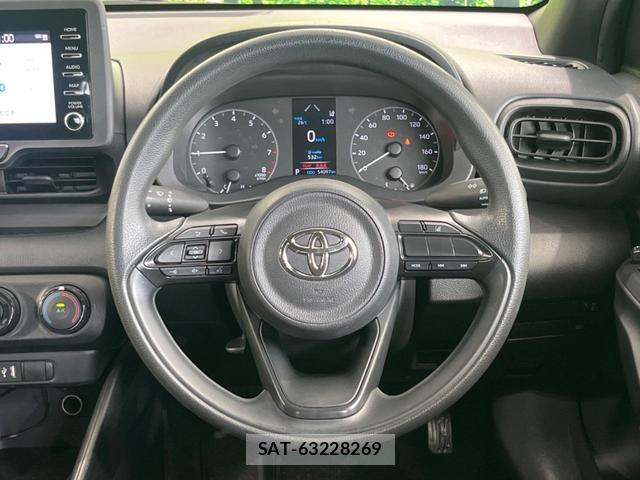 Toyota YARIS 2021-08 8279614-10