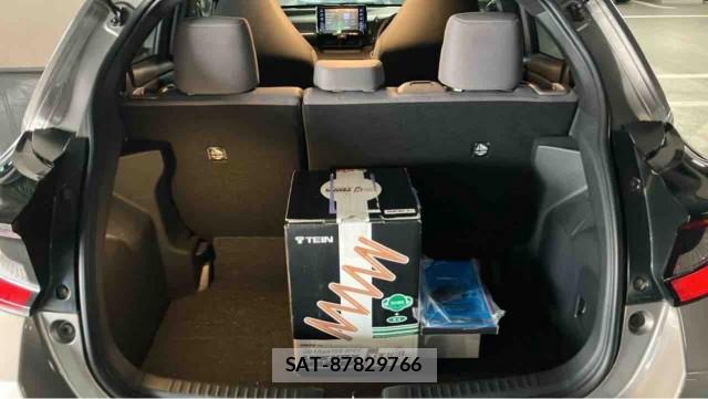 Toyota YARIS 2020-05 8281127-17