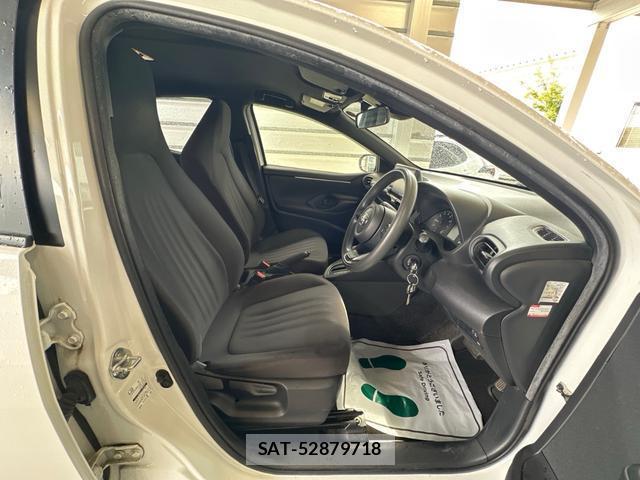 Toyota YARIS 2021-07 8281199-8