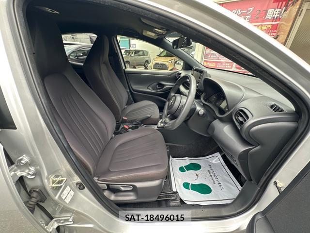 Toyota YARIS 2021-03 8281201-10