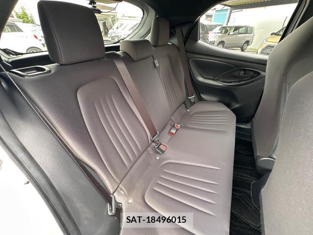 Toyota YARIS 2021-03 8281201-14