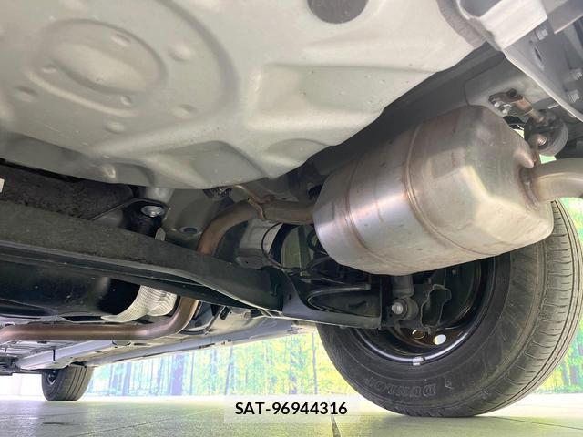Toyota YARIS 2023-07 8282624-18