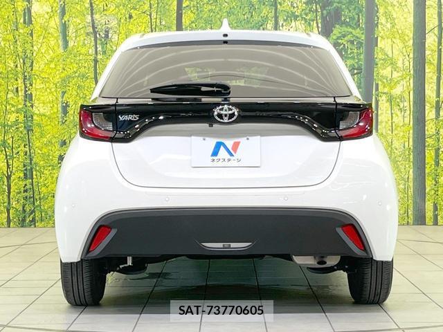 Toyota YARIS 2023-06 8282903-13