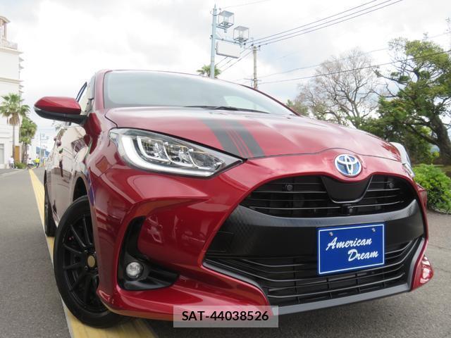 Toyota YARIS 2020-04 8283002-11