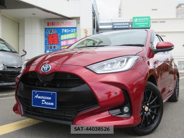 Toyota YARIS 2020-04 8283002-3