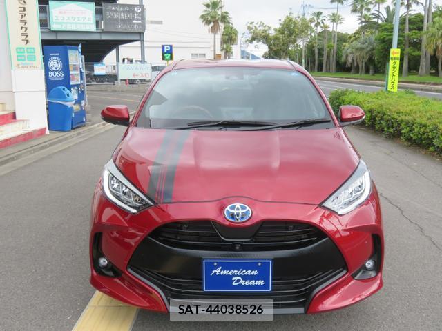 Toyota YARIS 2020-04 8283002-5
