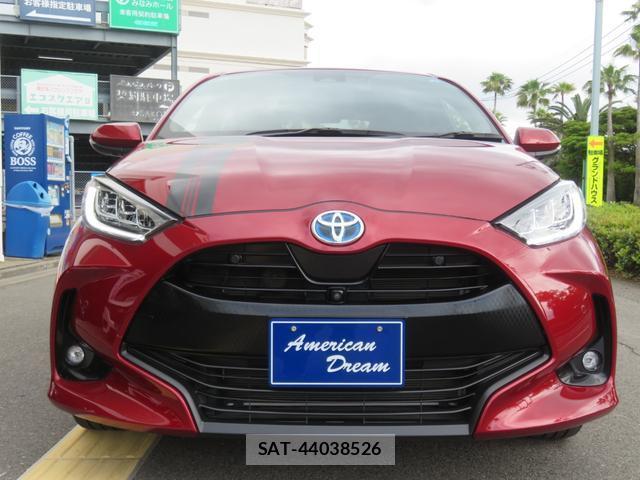 Toyota YARIS 2020-04 8283002-6