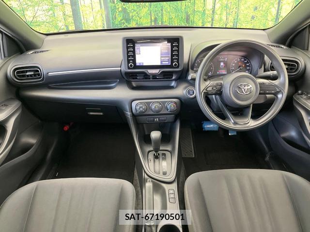 Toyota YARIS 2021-02 8283020-2