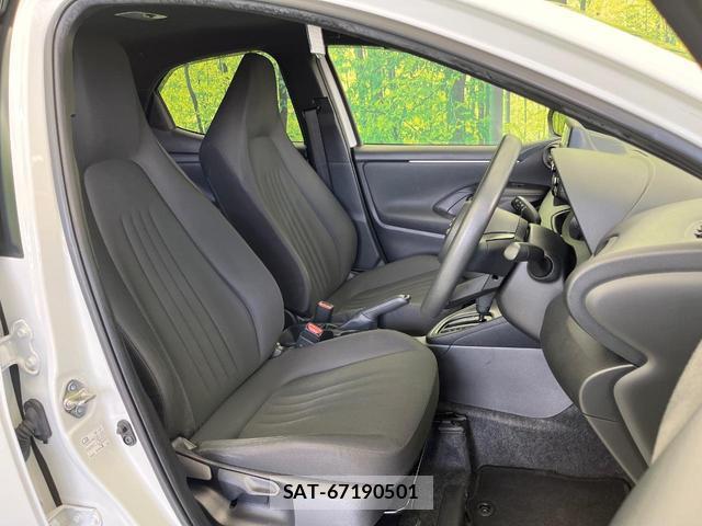 Toyota YARIS 2021-02 8283020-8