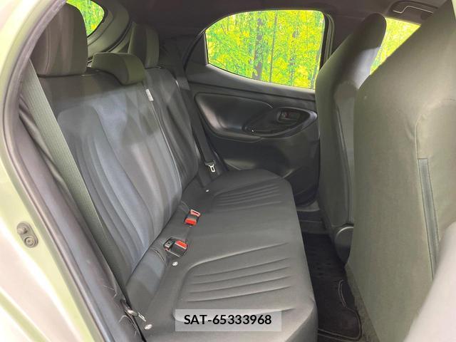 Toyota YARIS 2020-06 8283588-9