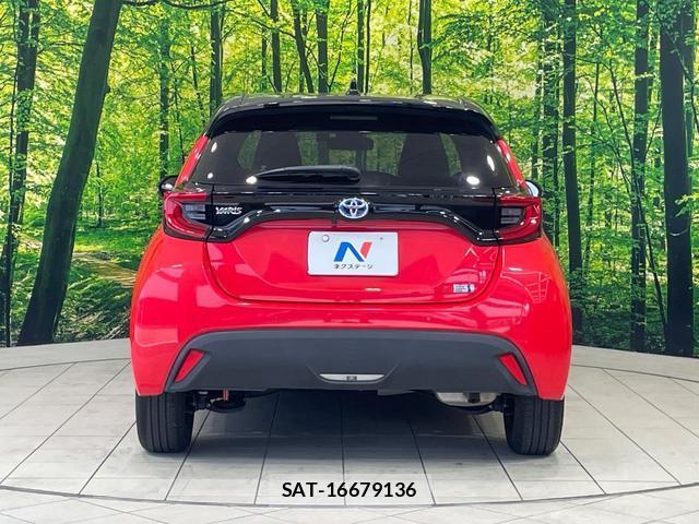 Toyota YARIS 2022-07 8283780-14