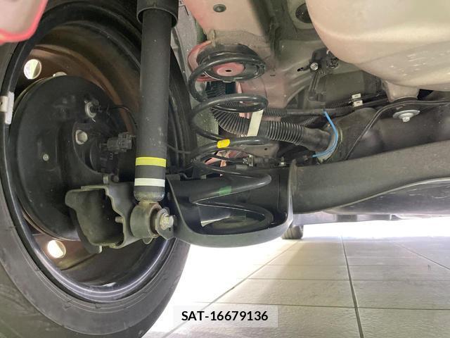 Toyota YARIS 2022-07 8283780-19