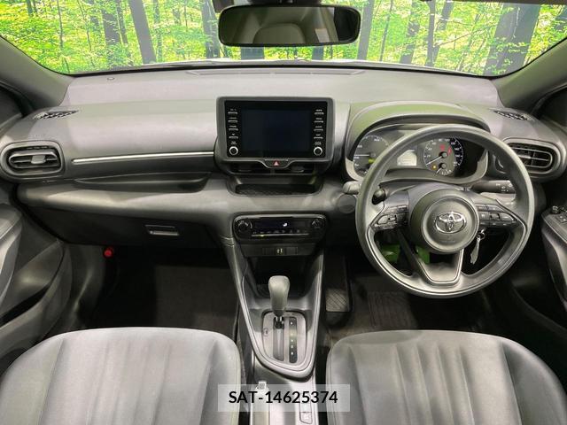 Toyota YARIS 2023-07 8283788-1