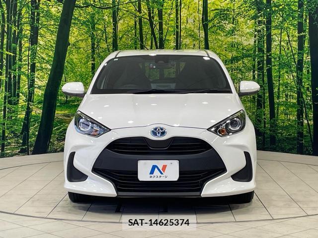 Toyota YARIS 2023-07 8283788-13