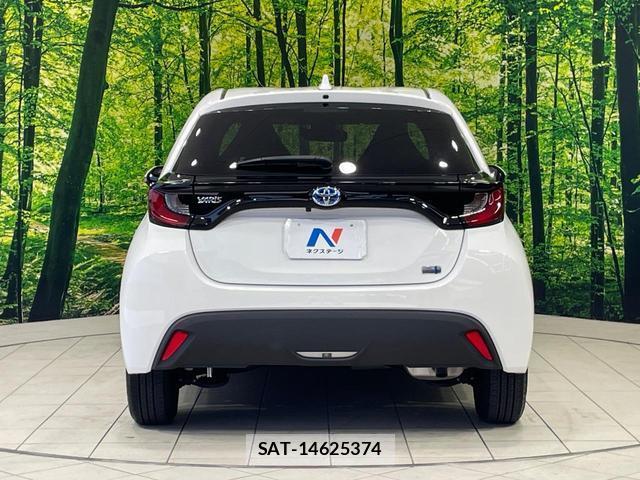 Toyota YARIS 2023-07 8283788-14