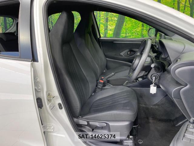 Toyota YARIS 2023-07 8283788-7