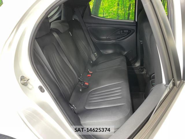 Toyota YARIS 2023-07 8283788-8