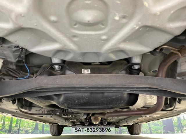 Toyota YARIS 2023-03 8283790-18