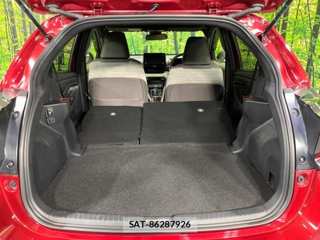 Toyota YARIS 2020-07 8283950-10