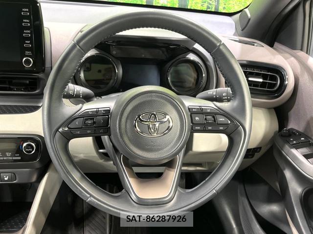 Toyota YARIS 2020-07 8283950-11
