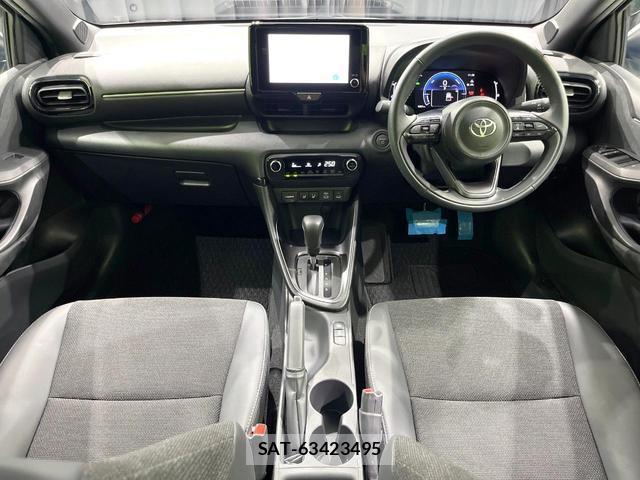 Toyota YARIS 2024-02 8283981-1