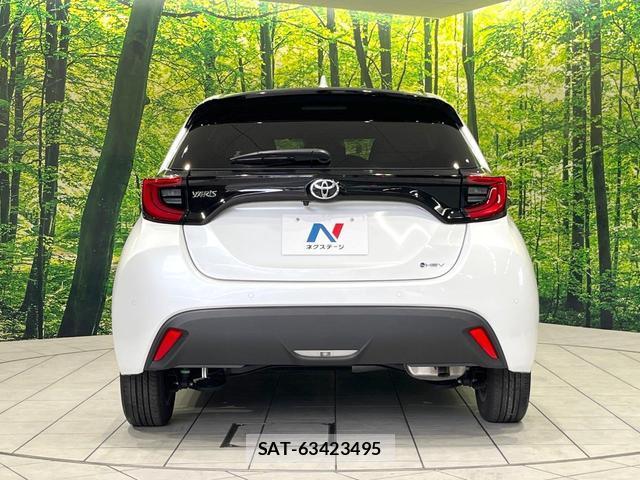 Toyota YARIS 2024-02 8283981-14