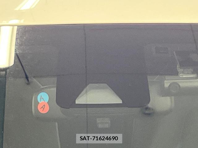 Toyota YARIS 2020-07 8284008-6