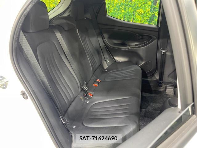 Toyota YARIS 2020-07 8284008-8