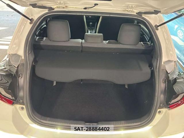 Toyota YARIS 2023-07 8284241-6