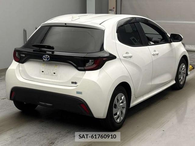 Toyota YARIS 2023-07 8284243-14