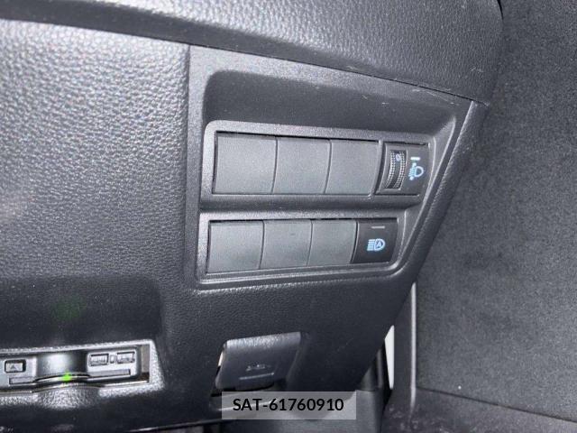 Toyota YARIS 2023-07 8284243-9