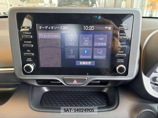 Toyota YARIS 2023-03 8284675-6
