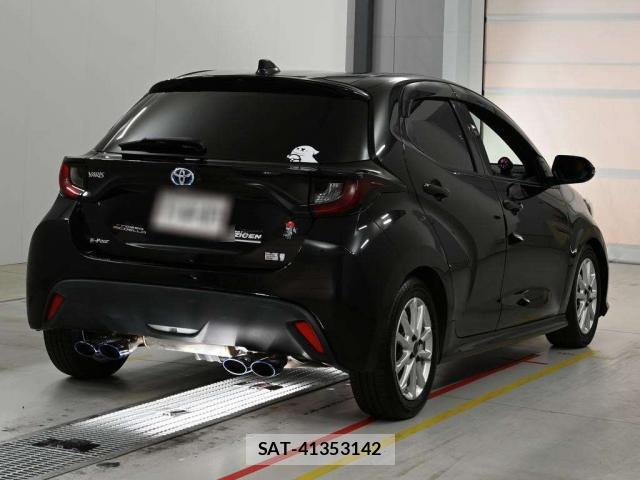 Toyota YARIS 2023-07 8284695-1