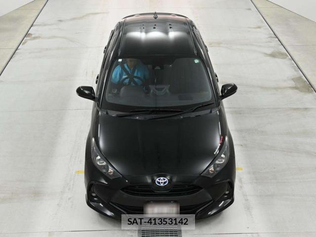 Toyota YARIS 2023-07 8284695-7