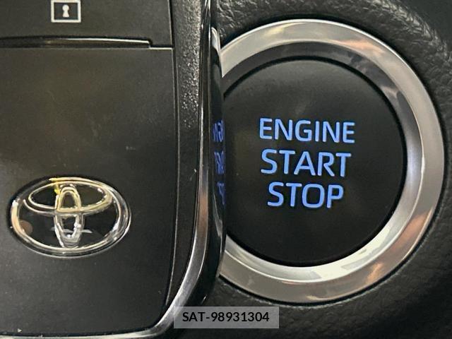 Toyota YARIS 2023-07 8285008-6