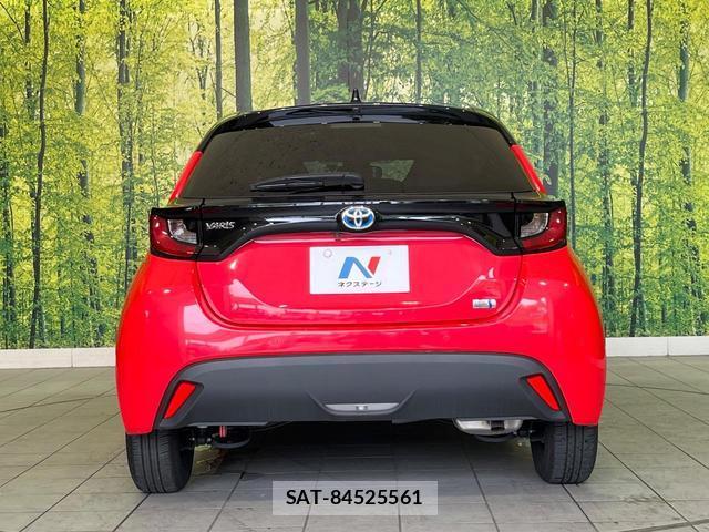 Toyota YARIS 2022-05 8285170-14