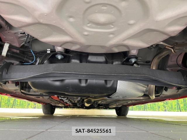 Toyota YARIS 2022-05 8285170-19