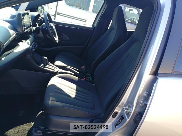 Toyota YARIS 2023-07 8285677-15