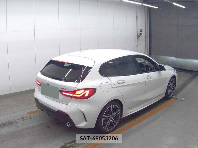 Bmw 1 SERIES 2023-02 8328515-1