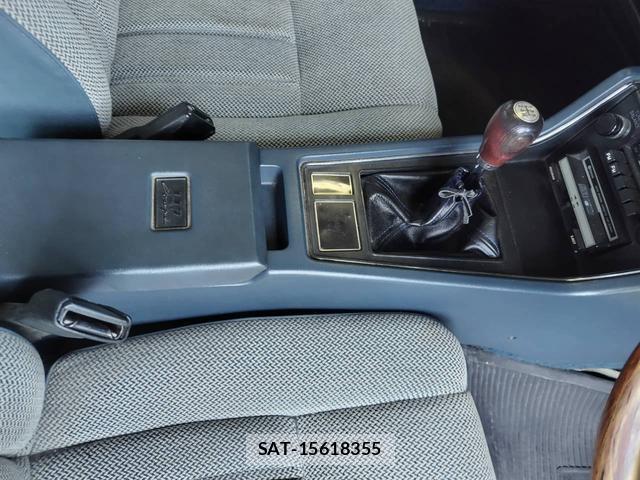 Isuzu 117 COUPE 1981-03 8330211-12