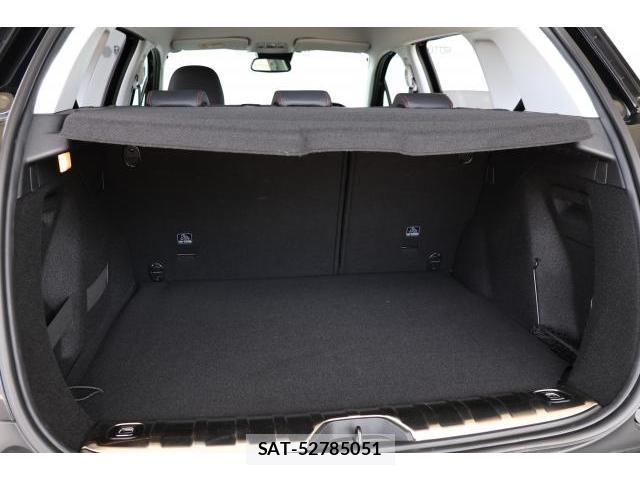 Peugeot 2008 2018-09 8329003-18